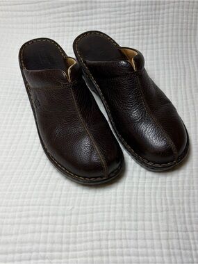 B.O.C. Brown Grained Leather Mules Clogs Boho Cottagecore Comfort Slide Shoes 9